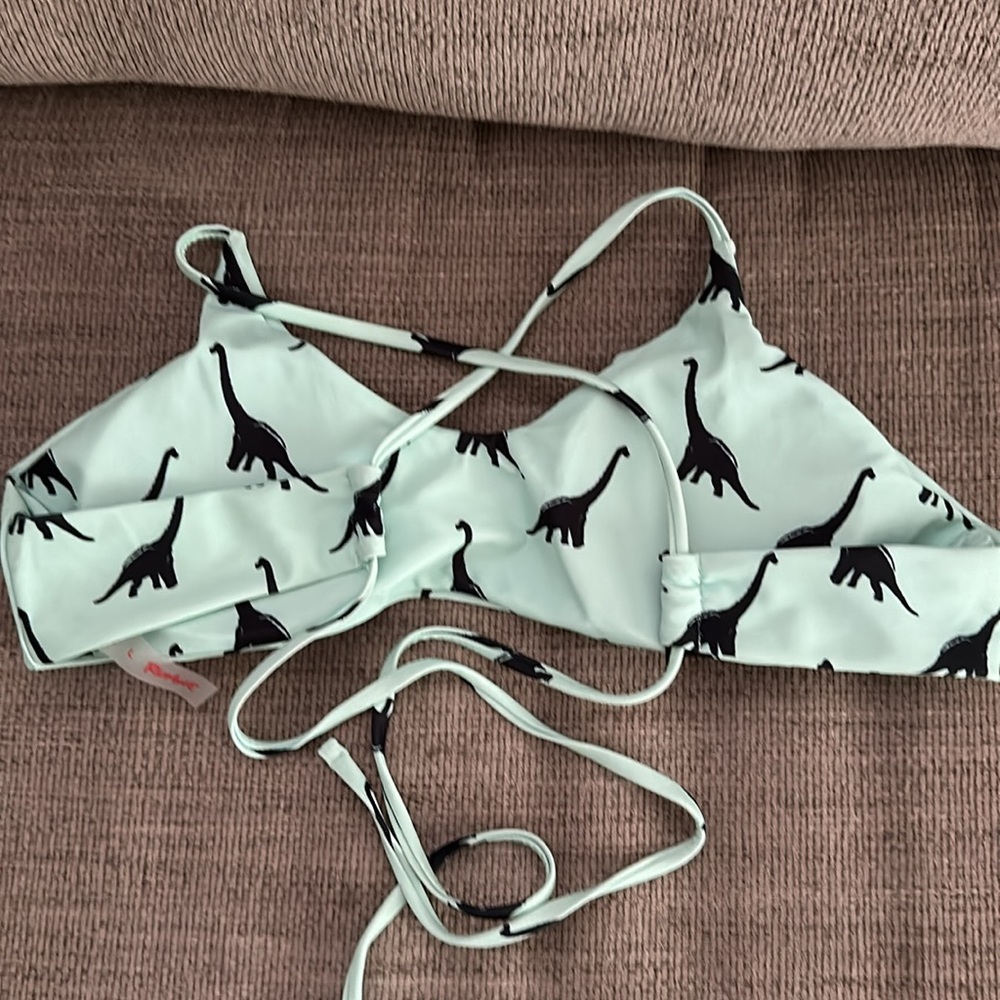 Bikini - Picture 2 of 2